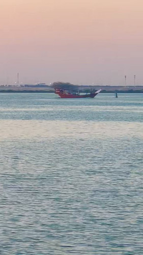 EEwhuP uqLvcn0kg.jpg