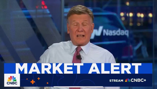 DR DcqivBoRmUQsy.jpg