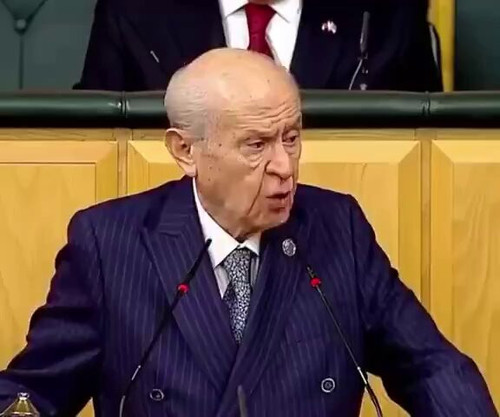 eTuGEdYyBWIH WuX.jpg