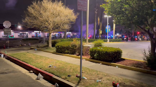 vdisNdCsGC aI1rH.jpg