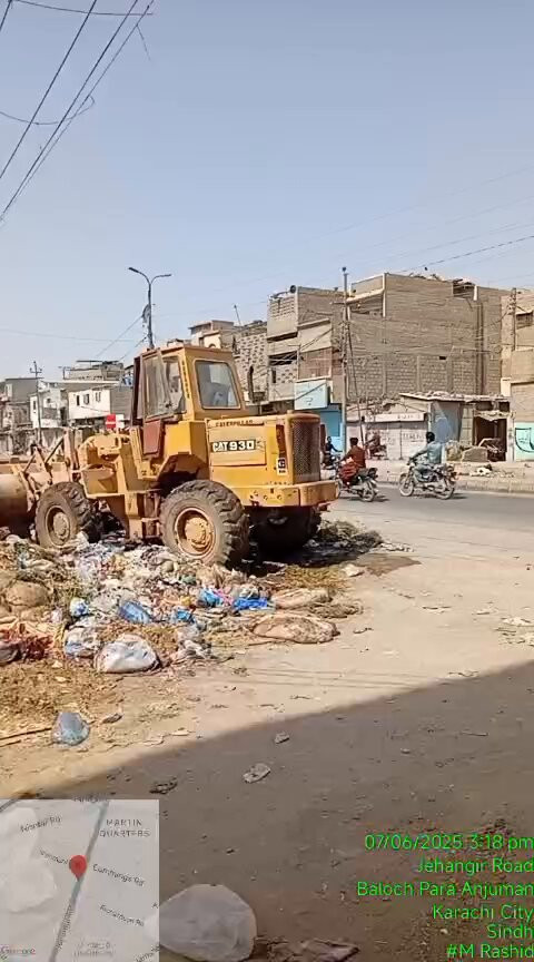 4oaQva5EE mFKkGK.jpg