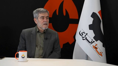 e E zwAkXsKmEoz7.jpg