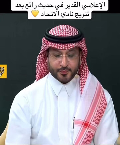 qU2Lw8tHrblaNYqG.jpg