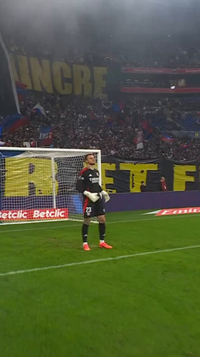 qPb46LguV0 RXcSj.jpg