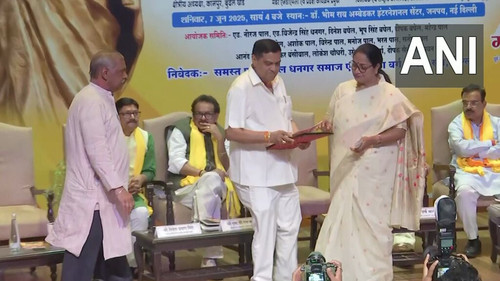 9VwieM7LoOO AkC7.jpg