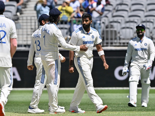 CRICKET AUS IND 85 1732518573686 1749341116484.jpg