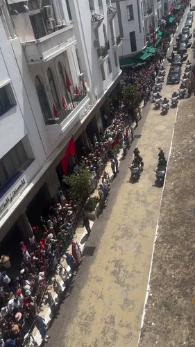 kEdS6Rc8PjYBj 5e.jpg