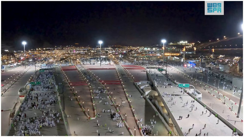 vf9c I7I4yE3Dvso.jpg