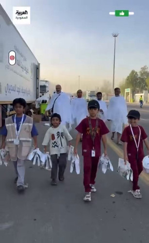 E cnZni1rDkuT8dz.jpg