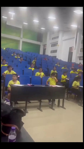 j TL5IdrfReIs1i3.jpg