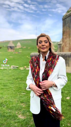 h6J3gipIRY3c2 Qn.jpg