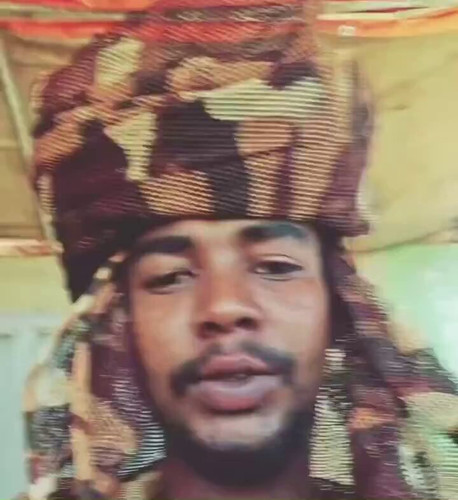 w37ppQ itJ Pb59a.jpg