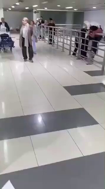 NMQihMF6g ARIaX3.jpg