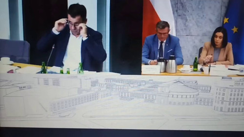 a2502bhI71z Y7hv.jpg