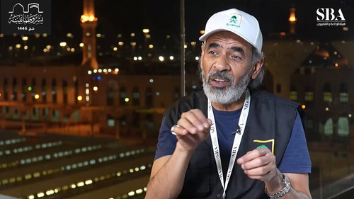 a v8YUWfXyo HwNR.jpg