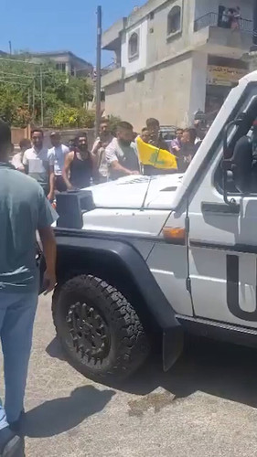 6TNavyn8z5uB sUe.jpg