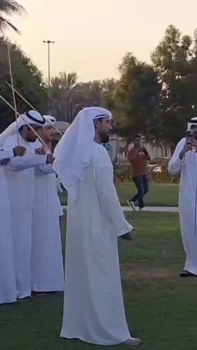 akS1nuWsoza 7 g1.jpg