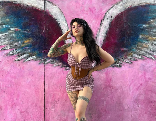 PINK EVERYWHERE #alerosebunny #losangeles