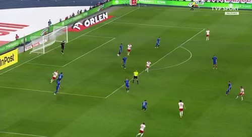 Ap9HsYr0wFe uND8.jpg