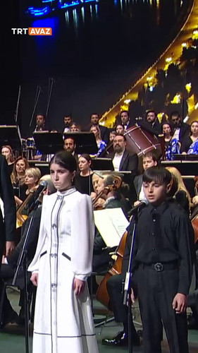 LTJNe0x Kp2AXjdW.jpg