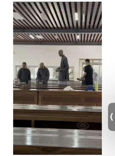 A194807E E730 4DCF 86FE 9F7C65527935.jpg