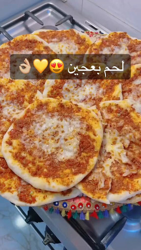 vSBoXKTGR 2bHp2q.jpg