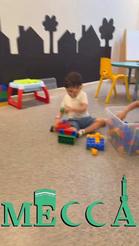 TLpEZIQCD Uy CmX.jpg