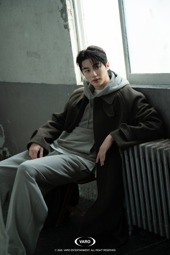 weverse 2 291630327.jpg