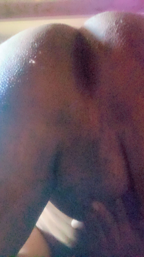 F3zBrQ9.md.jpg