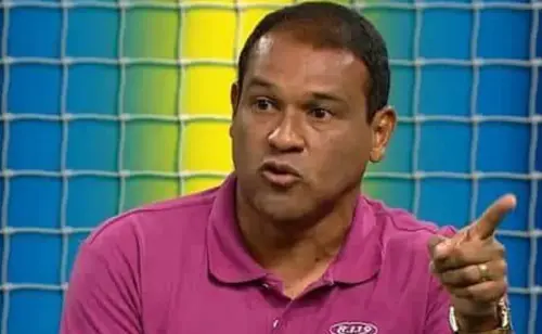 Cada um é pior que o outro!: Muller ataca o elenco do São Paulo e a dependência de estrangeiros!
