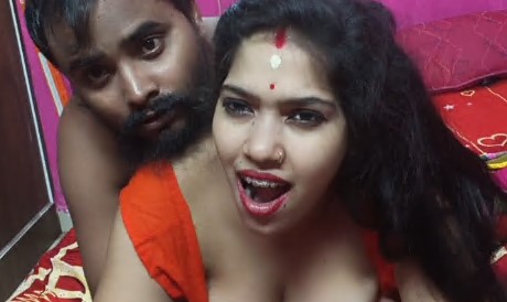 Sona Bhabhi Kissing UnRated Hot Short Film