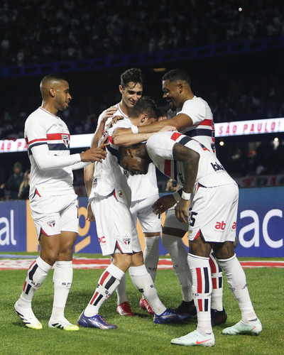 Internacional x São Paulo: Escalações arbitragem e onde assistir ao jogo do Brasileirão