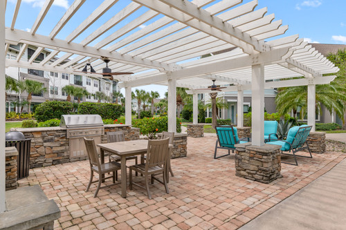 C244000 Luxe At Lakewood Ranch Grill1 1.jpg