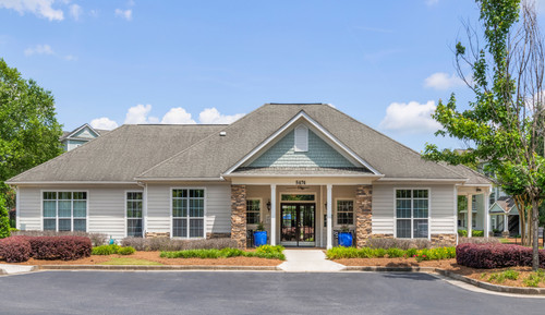 C208660 The Parke at Oakley LEASING 02.jpg