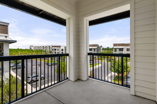 C244230 TheMenlo UNIT6309 Balcony 4.jpg