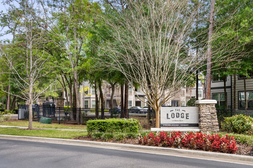 C243900 TheLodge at Hidden River MonumentSign1 4.jpg