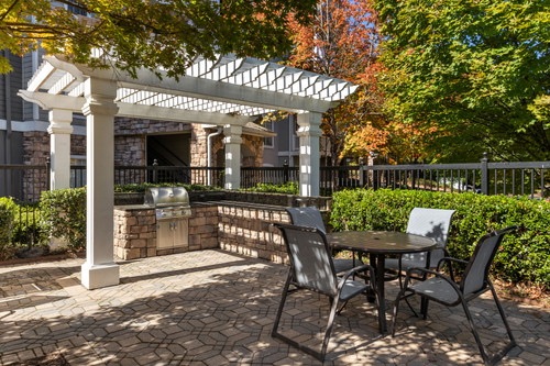 C234080 RetreatAtSweetwater Pool Grilling .jpg