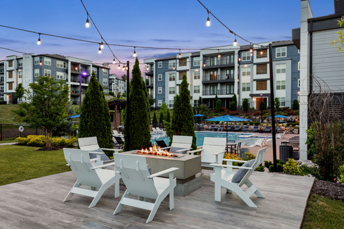 C244070 TheAnson Dusk FirePit 19.jpg