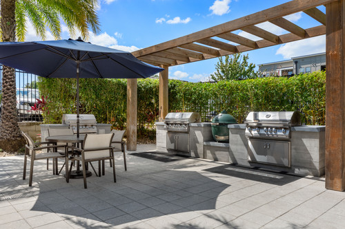 C243980 The Blake Outdoor Grill T3A1200.jpg