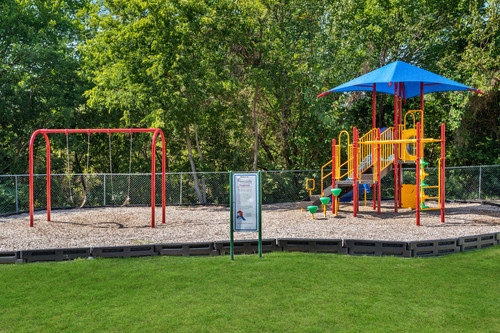 C242440 Westside Playground 04.jpg