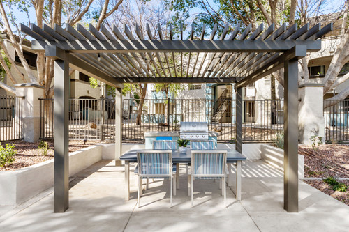 45701 SierraFoothills Pool GrillingArea2 .jpg