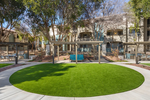 45701 SierraFoothills Pool Courtyard 4.jpg