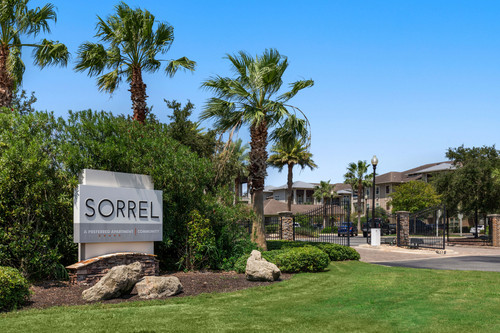 C243850 Sorrel MonumentSign2 1.jpg