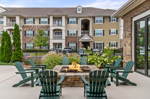 C244210 GreenPark FIREPIT 01.jpg