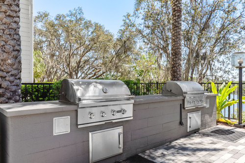 C244250 Lirio at Rafina Outdoor Grills T3A0830.jpg