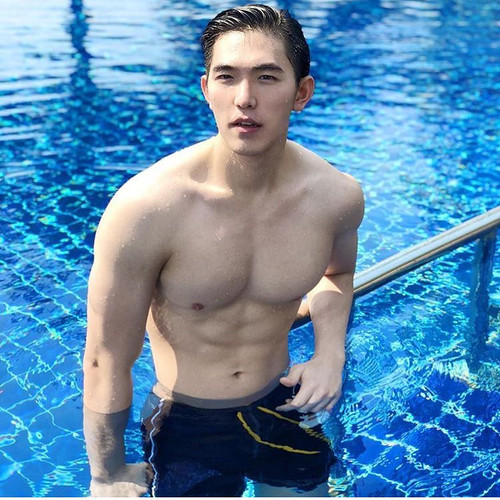 hothunk thailand 43257075 285438391961257 2126850469168372207 n.jpg