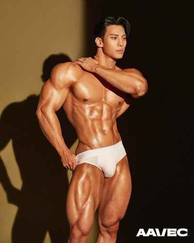 ryan sj 1719203472 3397247413131126983 1098497783.jpg