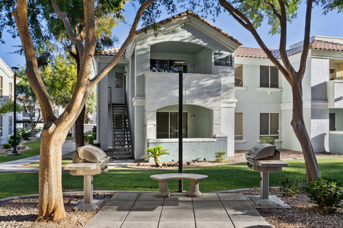 85226 LumiereChandler CommunityGrillingArea .jpg