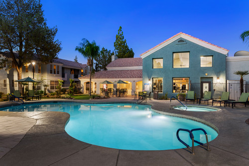85226 LumiereChandler Dusk Pool 2.jpg