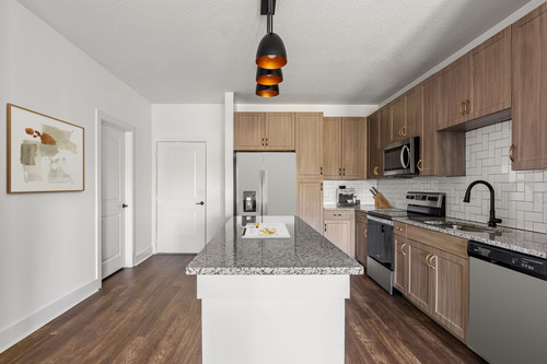 C244250 Lirio at Rafina Unit C1 Regale 3B2B Kitchen T3A0715 VS.jpg